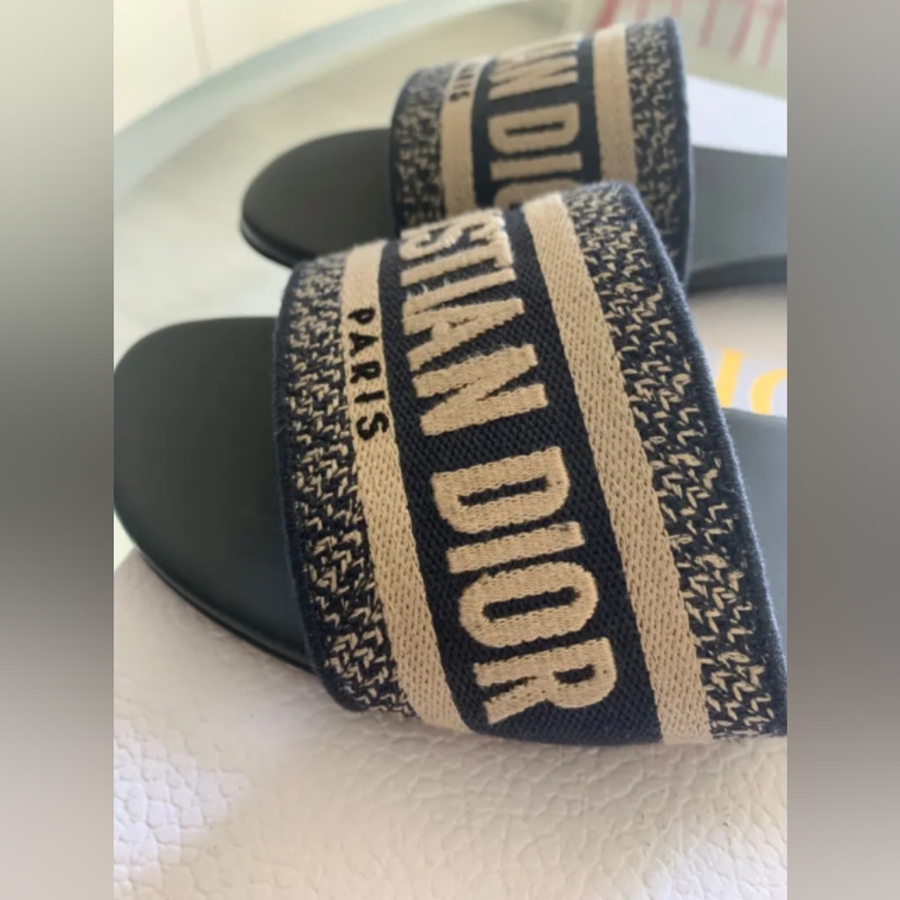 Dior Blue and Black Sandals with Signature Logo Design - Picture 5 of 8